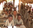 Les élèves de l'école de Baka Kopé.